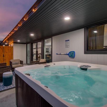 ヒューストン 5-Bd Modern Central Getaway W Hot Tub - Mins To Dtヴィラ エクステリア 写真